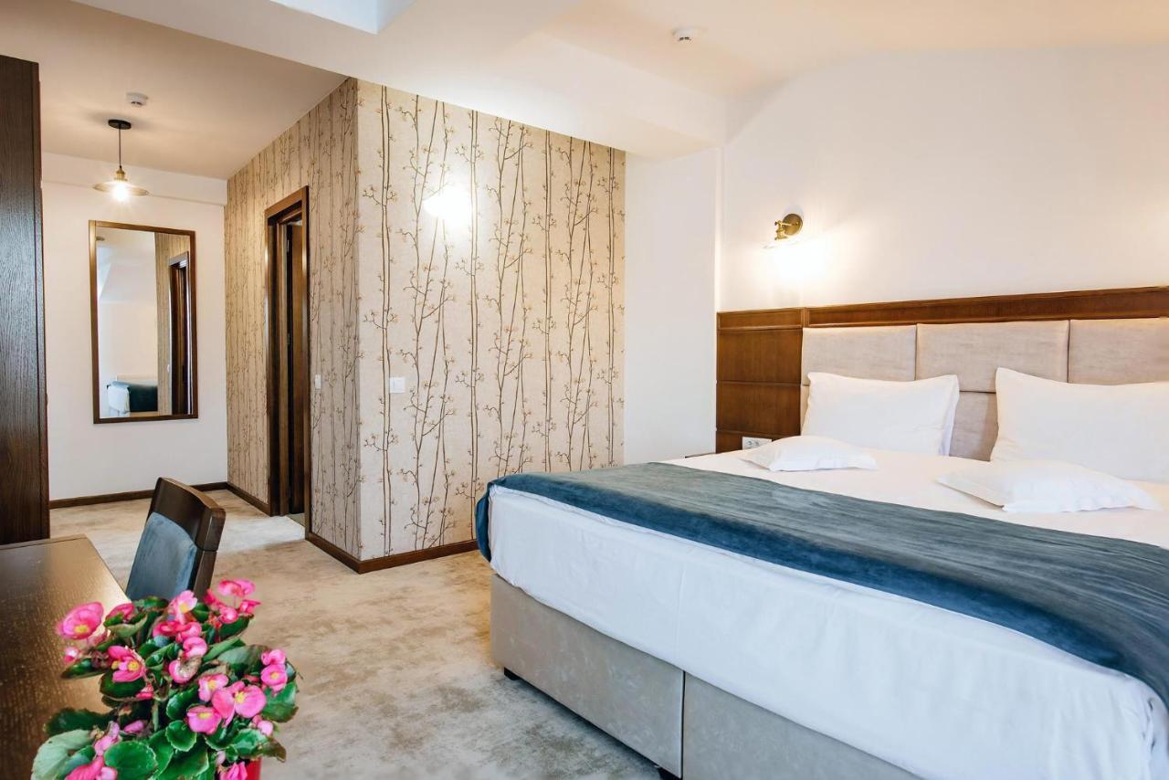 Hotel Buchenland Gura Humorului Eksteriør bilde