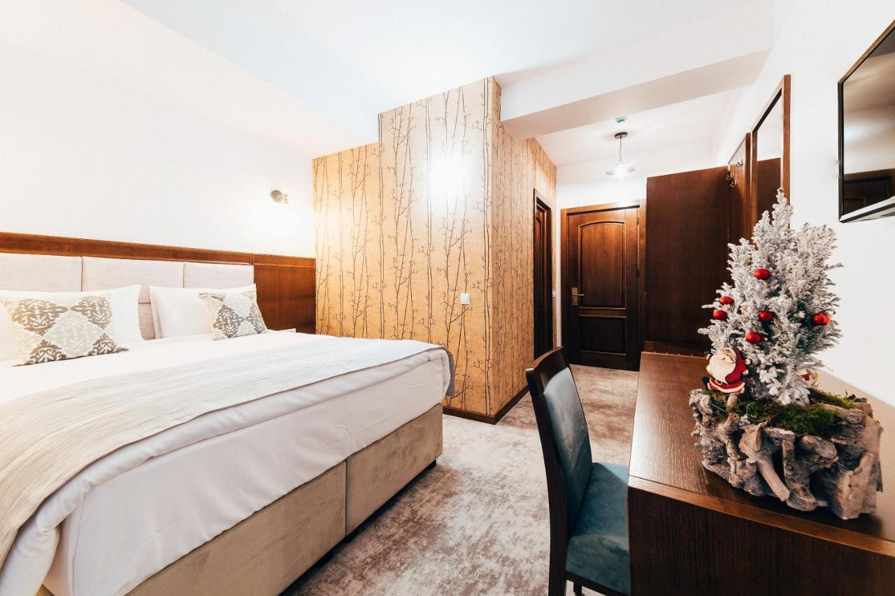 Hotel Buchenland Gura Humorului Eksteriør bilde