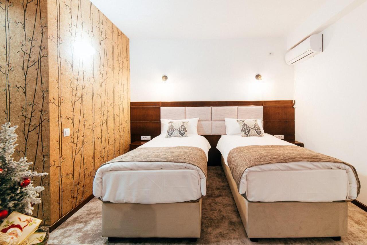 Hotel Buchenland Gura Humorului Eksteriør bilde